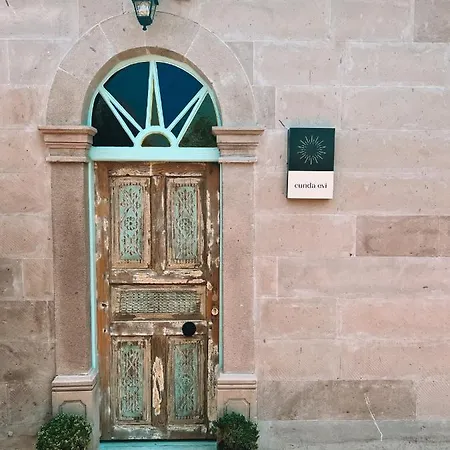 Anda Bistro & Hotel Cunda